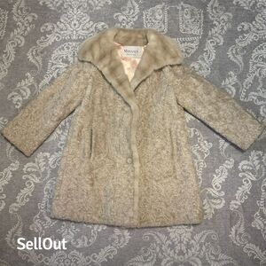 Vintage St. Moritz Women's Faux Fur Overcoat Cream Size 8